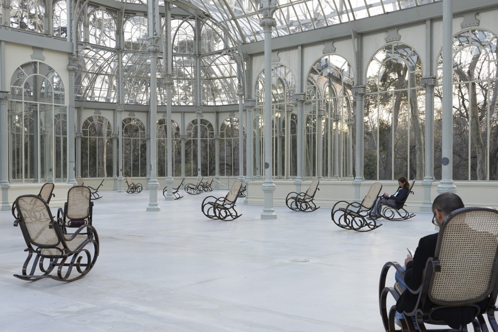 Le “Splendide Hotel”, installé en 2014 au Palacio de Cristal à Madrid. Courtesy de l’artiste et Esther Schipper, Berlin, ADAGP, Paris 2015